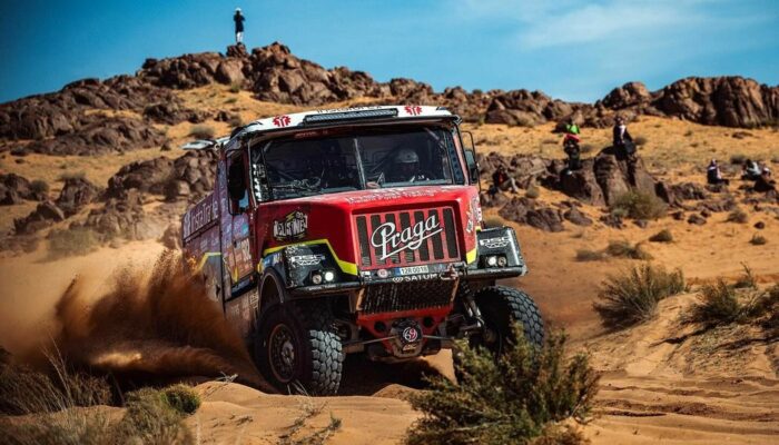 Dakar auto Loprais